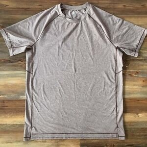 Old Navy Active Short Sleeve Shirt Size Medium